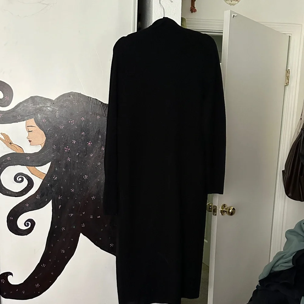 Banana Republic Black Long Cardigan - Picture 2 of 4